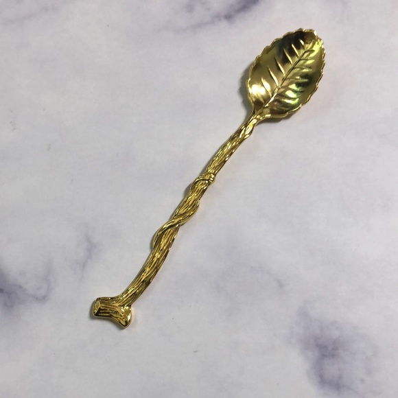 NWOT Set of 4 gold tone spoons - Picture 2 of 4